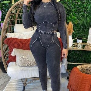 Two piece acid wash set